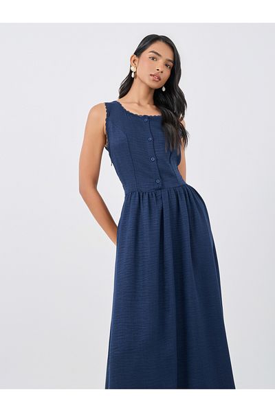 Styli Solid Sleeveless Buttoned Midi Dress