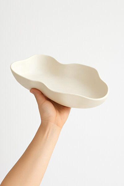 DAY HOME White Wavy Decorative Plate, Bathroom Organizer, Keychain