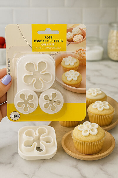 SİHİRLİ AYAKLAR 4-Piece Flower Patterned Sugar Dough Cutter Sugar Dough Cutter
