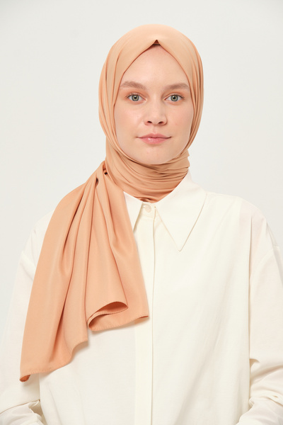 Madame Polo Plain Twil Shawl Chickpea Non-Slip Wrinkle-Free Fabric