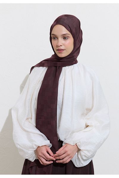 Freshscarfs Nori Silky Jacquard Shawl Plum Rotten