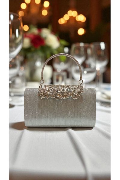 Butik Beyabags Laser Cut Silver Evening Dress Bag