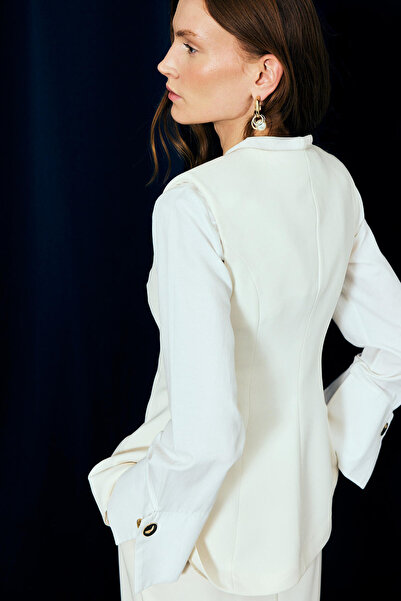 Touché Privé Gold Buttoned Fit Vest