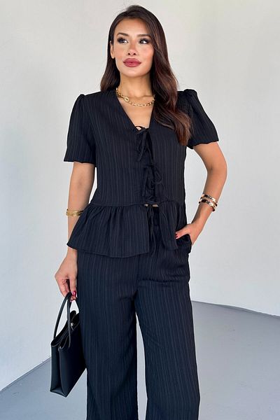 Cappmoda TKM-8015 بلوزة بأكمام مطاطية سوداء وبنطلون بقصة مريحة