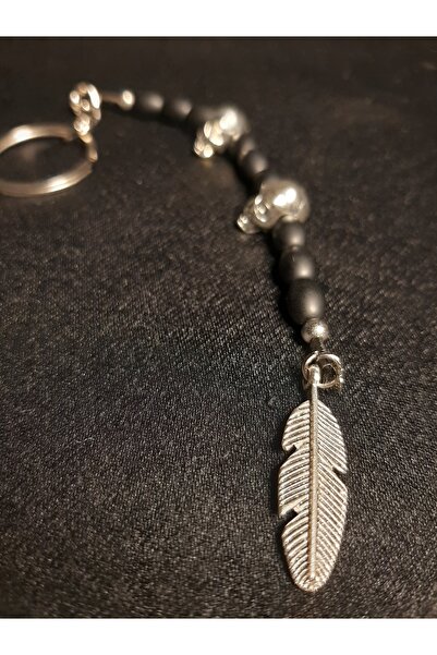 MRYart سلسلة مفاتيح مزينة بحجر العقيق مع تفاصيل جمجمة - مزينة بالريش المعدني