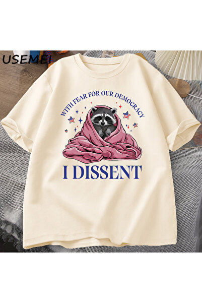 Tarzsokak Αντισταθείτε με φόβο για τη δημοκρατία μας T-Shirt Oversized Raccoo...