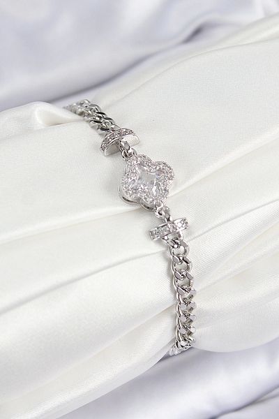 Clariss Brass Zircon Stone Clover Model Silver Color Women's Bracelet