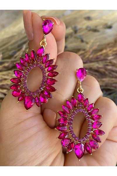 Lucios Evening Dress Hanging Nail Earrings
