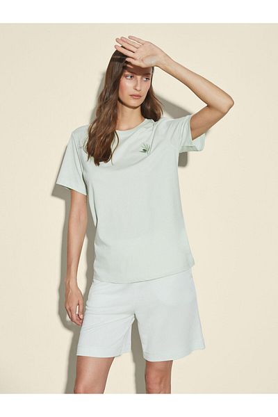 LC Waikiki Crew Neck Embroidered Women's T-Shirt