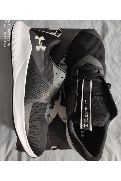 Under Armour Charged Aurora 44EU