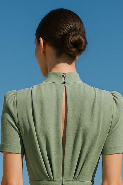 Mossta Short Sleeve Stand Collar Slit Crepe Dress - Mint