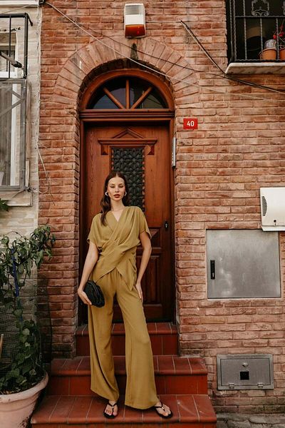 Melike Bakar Boutique Modern Asymmetric Cut Women's Suit