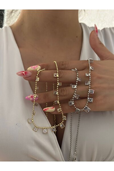 MyladyAccessoriess قلادة من الفولاذ بتفاصيل الباجيت المتتالية باللون الفضي