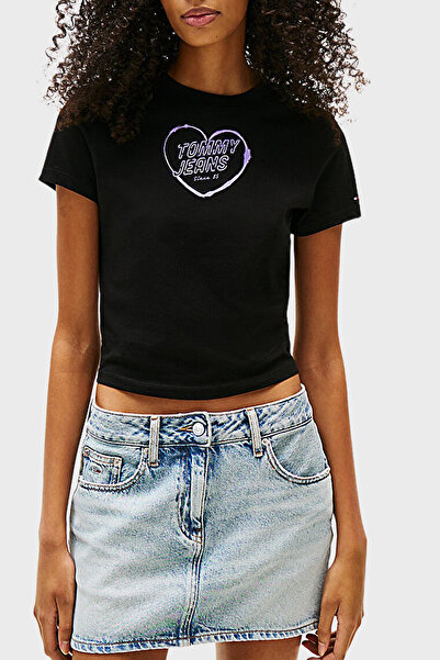 Tommy Jeans % 100 Pamuk Slim Fit Bisiklet Yaka Logolu T Shirt T SHİRT DW0DW21...