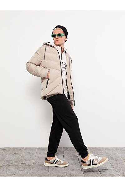 LC Waikiki Bej Standart Kalıp Kapüşonlu Erkek Şişme Mont