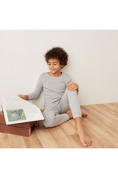 Juniors طقم تي شيرت وبيجامة حراري سادة