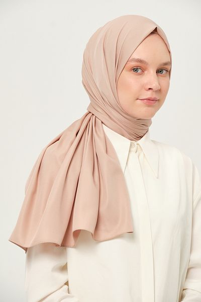 Madame Polo Plain Twil Shawl Beige Non-Slip Wrinkle-Free Fabric
