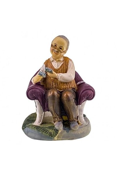OEM Resin Figurine - Elderly Playing Cards