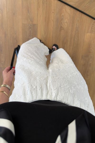BİRCANÇİL Victor White Lace Detailed Shorts Lined Pants