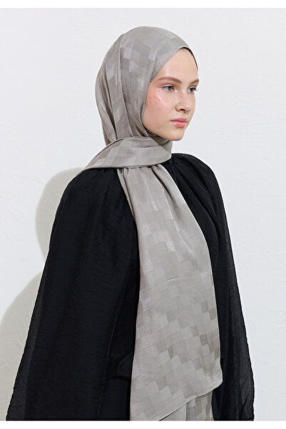 Freshscarfs Nori Silky Jacquard Shawl Warm Gray