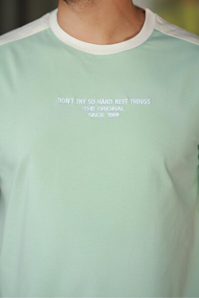 Miron Ανδρικό μπλουζάκι με λαιμόκοψη Water Green Cream Stripe Λεπτομερές κεντημένο 100% βαμβάκι - 2533