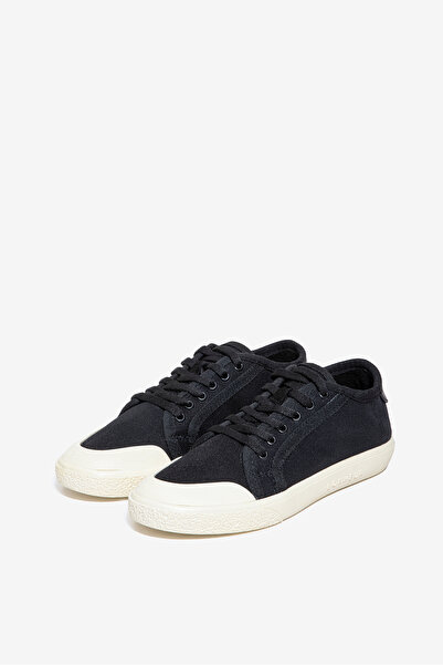Bonheur Canvas Sneaker