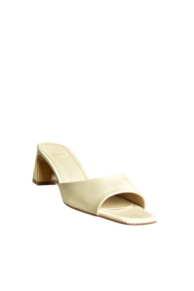 Fox Shoes U654081109 Beige Thick Heeled Women's Slippers