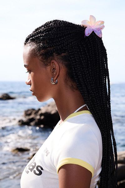 Bershka 2-pack of flower hair clips