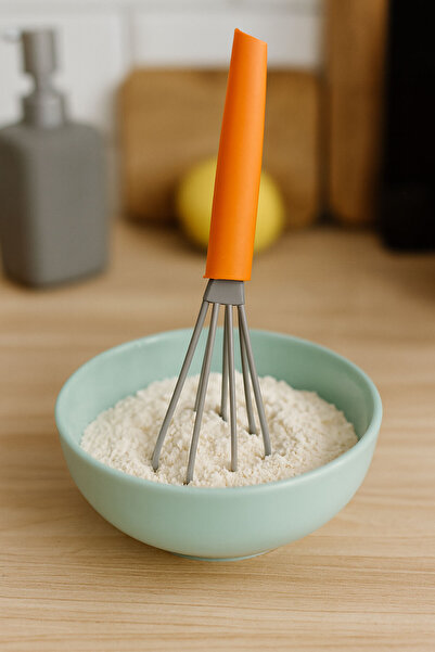 SİHİRLİ AYAKLAR Colorful Plastic Handle Whisk Whisk Whisk 30 cm