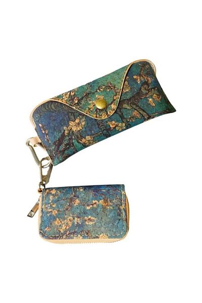 BLA BLA FOAM SET Key case/case and holder, two pieces made of cork with an identical pattern