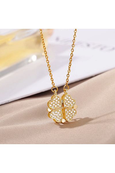 Eva Grace Clover necklace, gold, made of 18K gold-plated stainless steel, with clover-shaped pendant
