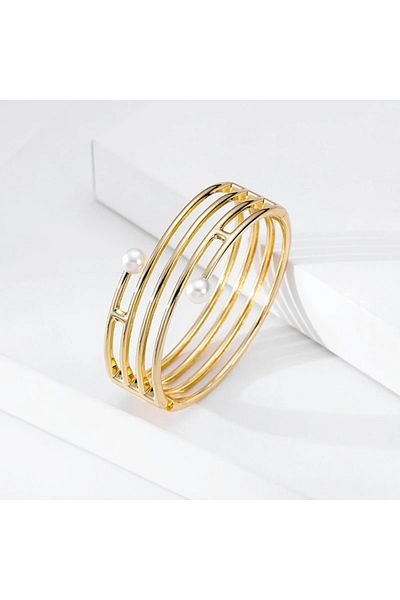 Eva Grace Kathalia bracelet, gold, with pearls and multiple layers