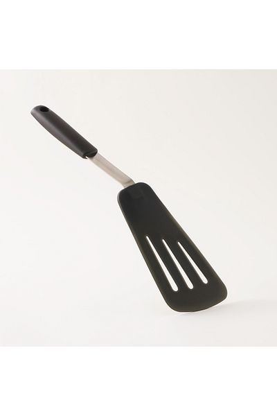 Oxo silicone turner 13.5*3.75*3.25cm, black
