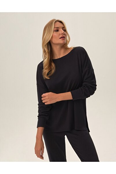 ESOTIQ Hanoracul clasic pentru femei este chintesența stilului modern, a eleg...