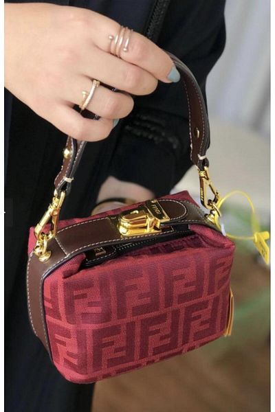 GENERAL High quality shoulder bag