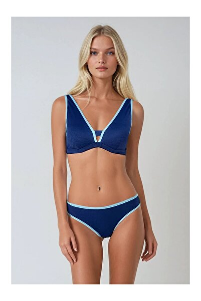 Kom САНДІ БІКІНІ ТАКІМІ