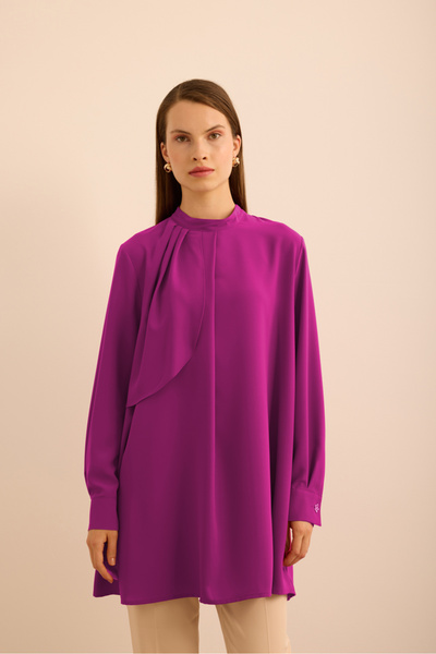 Aker Ön Göğüs Kısmı Pile ve Parça Detaylı Bluz