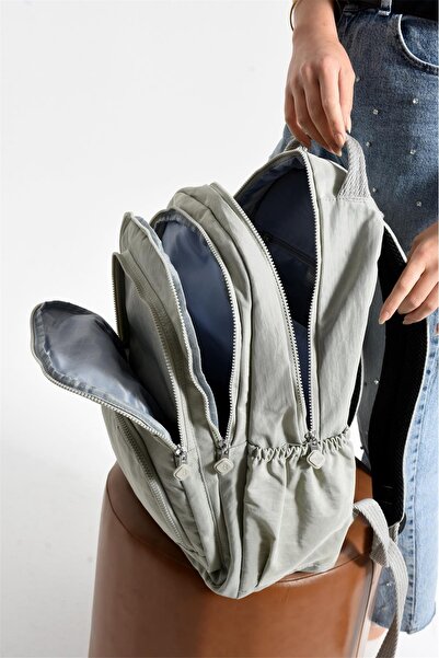 Bagacar Bolsas 1087 Waterproof Crinkle Fabric School and Daily Backpack with Laptop Compartment A. Gray