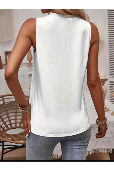 WHİTE'S White Background Frehs Model Ti̇ş