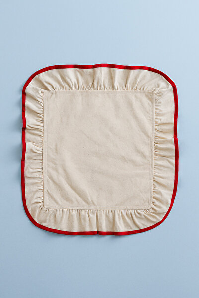 Kitchen Damys 6'lı Kırmızı Biyeli Fırfırlı Dikdörtgen Amerikan Servis – Krem Kumaş Supla Enerjik Sofra Dekoru