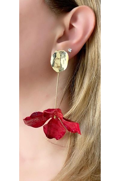 Store أقراط Diva Charm ذات الطراز العتيق على شكل زهرة من خليط معدني