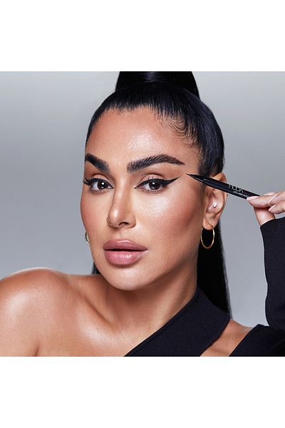 Huda Beauty High Pigmented, Brown Matte Formula Eyeliner That Does Not Crack or Peel - Very Brown 1 ml