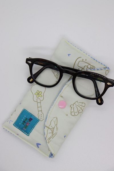 Mamma Mia Home Happy Hour Glasses Bag Eyeglasses Case Phone Cover
