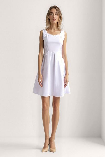 Vitrin Heart Neck Zero Sleeve Pleated Dress