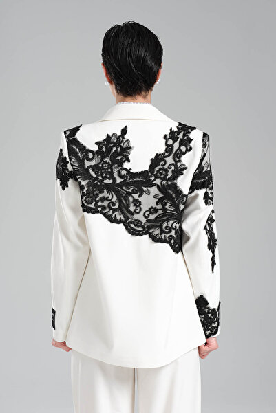 tw3 Γυναικείο μπλέιζερ με δαντέλα με απλικέ σχέδιο