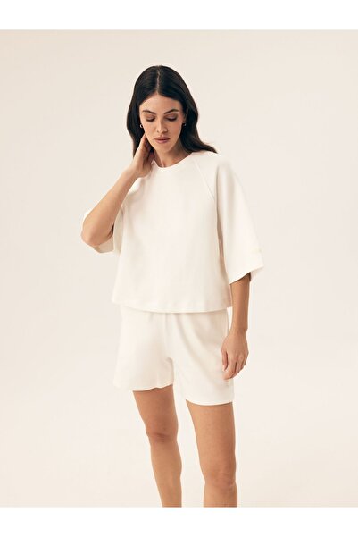 Bloovii Women's T-Shirt Boxy Wide Elbow Length Top Sleeve | Mavere