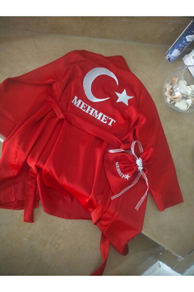 YASEMİNCE TASARIMLAR İsimli Kırmızı Sünnet Sabahlık, şık ve rahat kullanım iç...