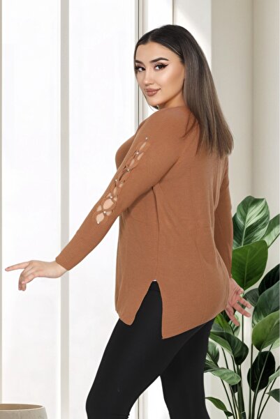 LocaMz Blue V-Neck Sleeve Detailed Knitted Sweater with Stones