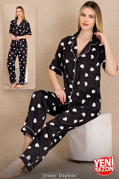 Jenny Daphne Set de pijamale din satin cu mâneci scurte cu model de inimă de culoare neagră satinată 15156