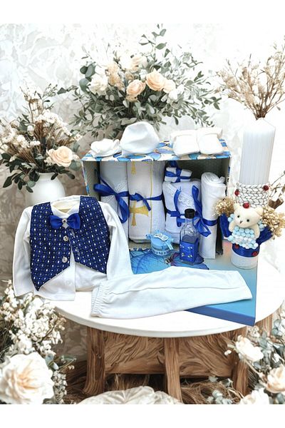 OEM Set complet de botez pentru băieți - Costum elegant 0-3 luni, lumânare și accesorii